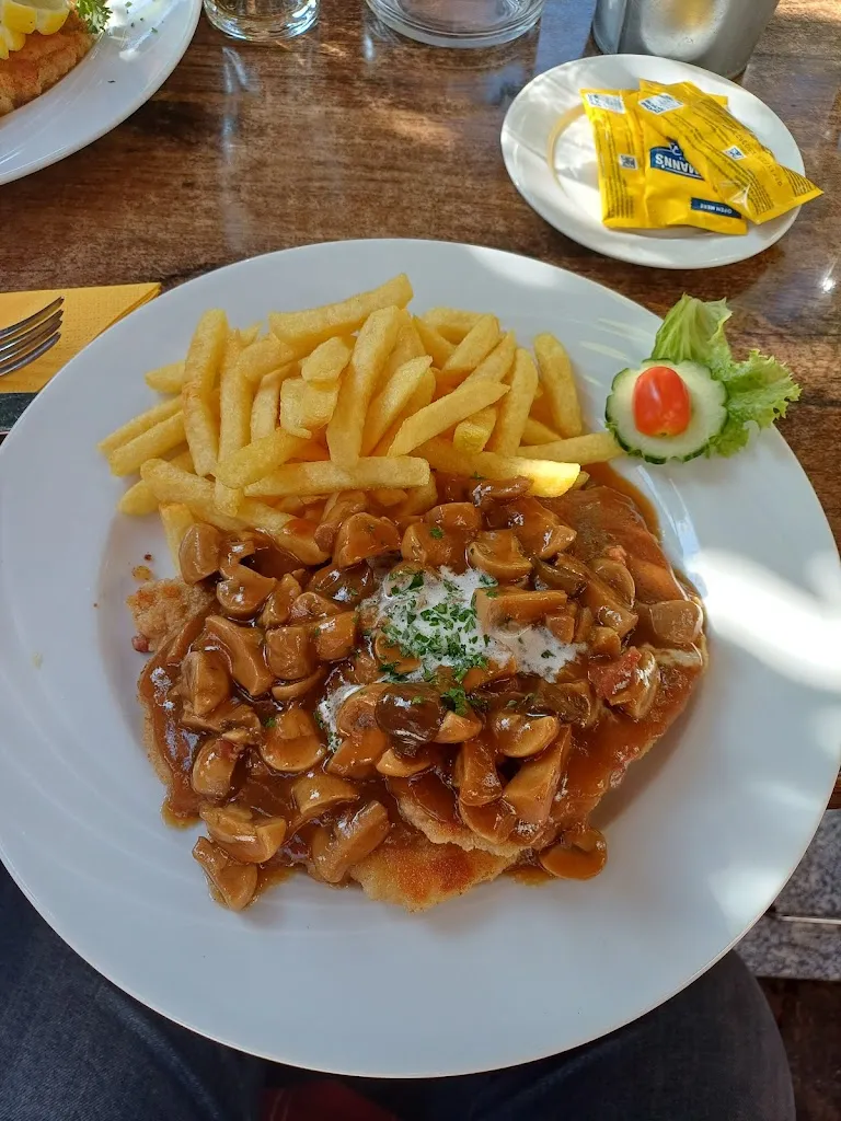 Weinhotel Goldener Pfropfenzieher_Oberwesel_slider_image_3