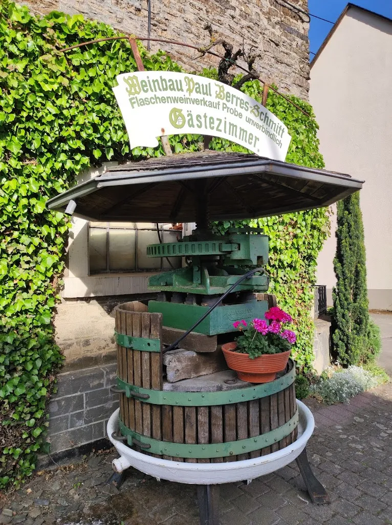 Gaststätte Zur Traube_Osann-Monzel_slider_image_1