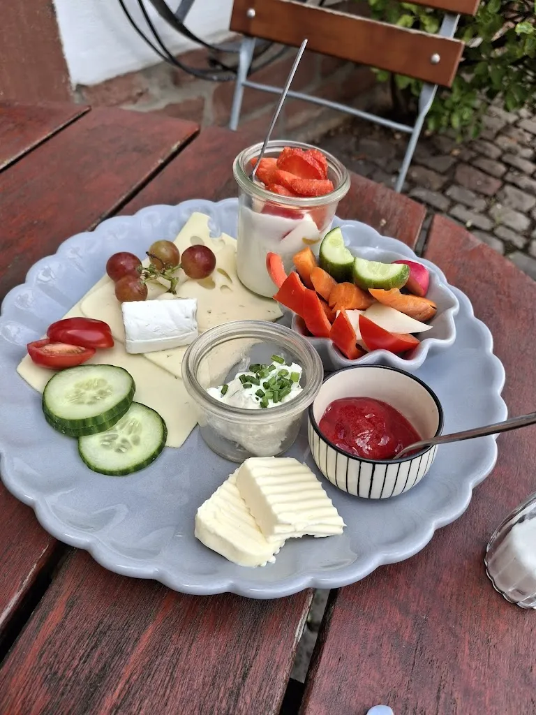 Guglhupf-Café_Landau_slider_image_3