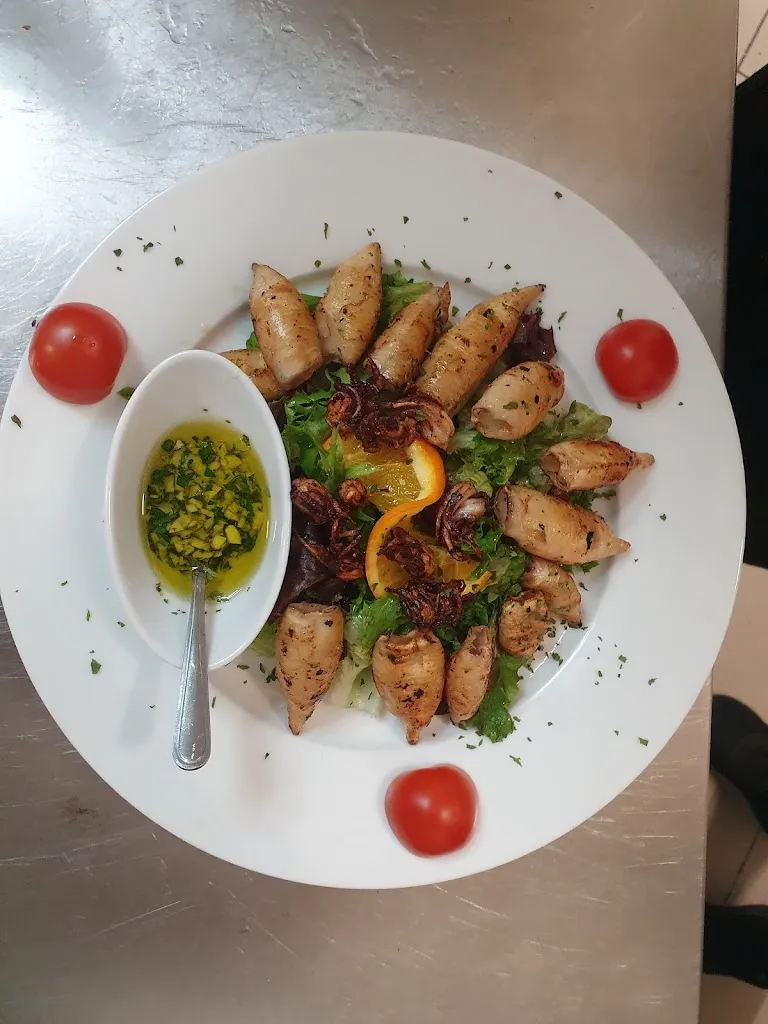 Menu_Divino Restaurant Mediterran Balkan Spezialitäten_Main_image_7