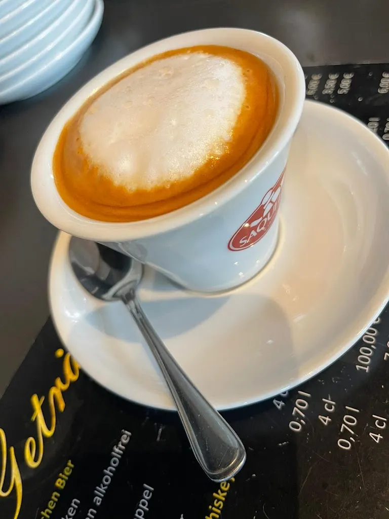 Menu_Divino Restaurant Mediterran Balkan Spezialitäten_Main_image_8