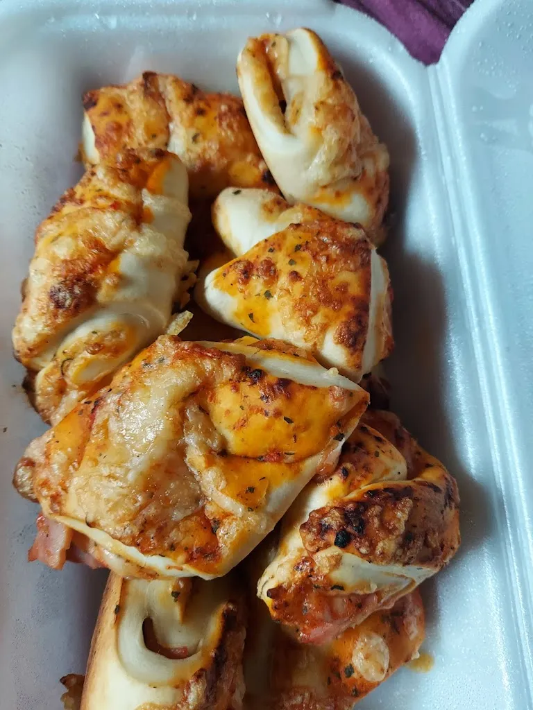 Meike Maetsch_Toni's Pizza Blitz_Graben-Neudorf_review