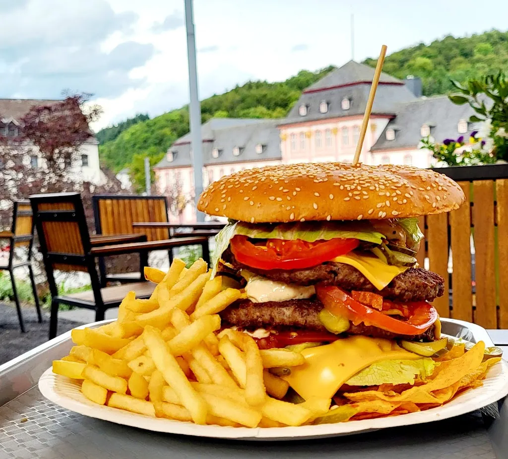 Mäc Hämpi_Prüm_slider_image_2