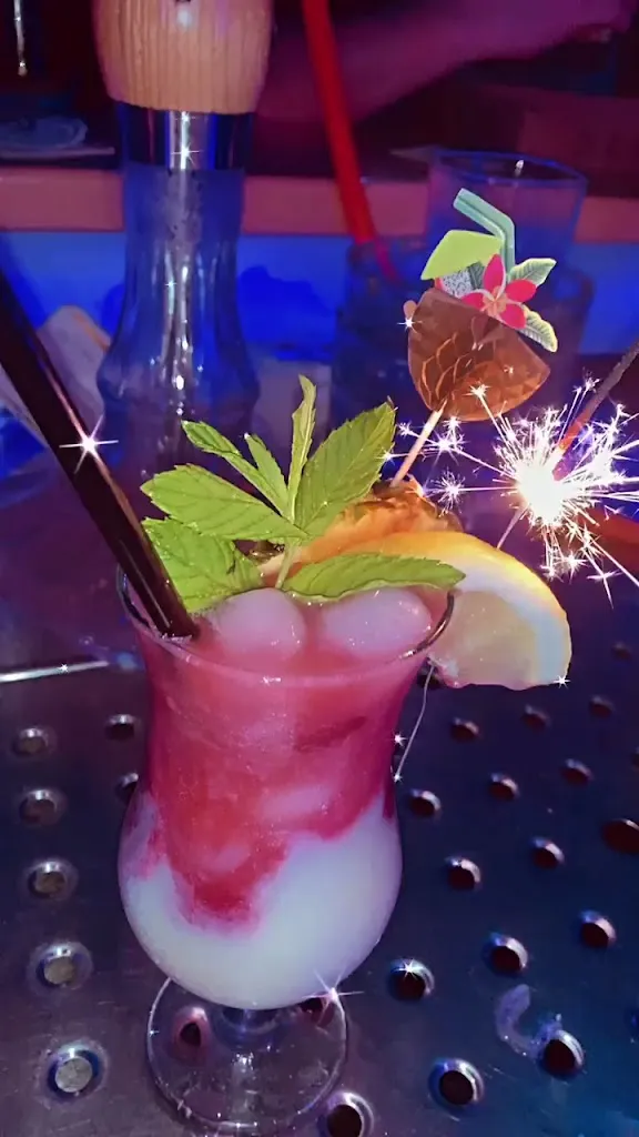 Bistro Lounge zum Hölz Shishabar_Rheinbrohl_slider_image_3