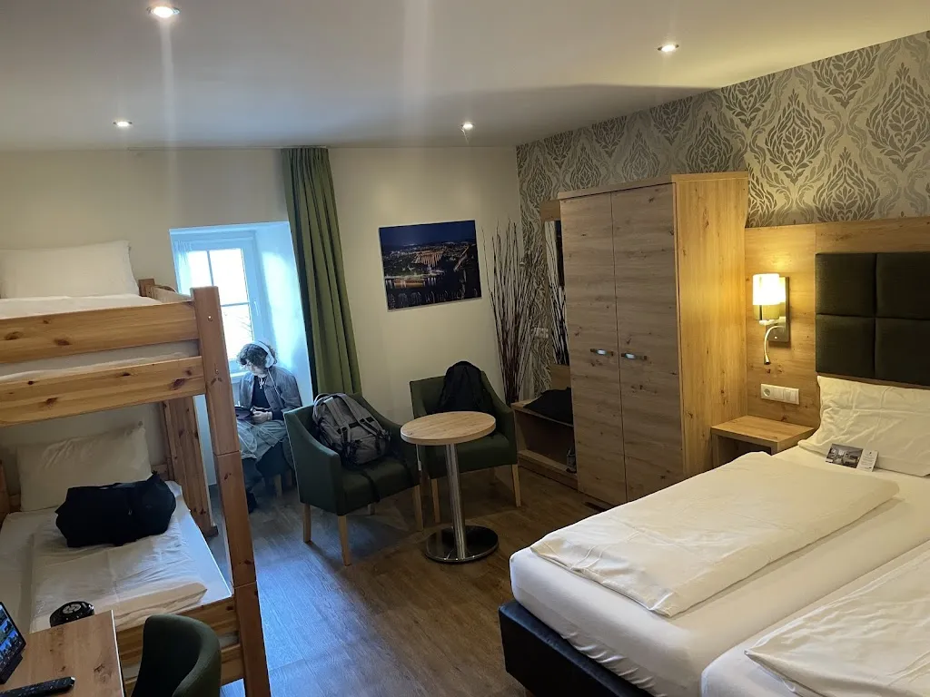 Christina M_AKZENT Hotel Roter Ochse_Rhens_reseña