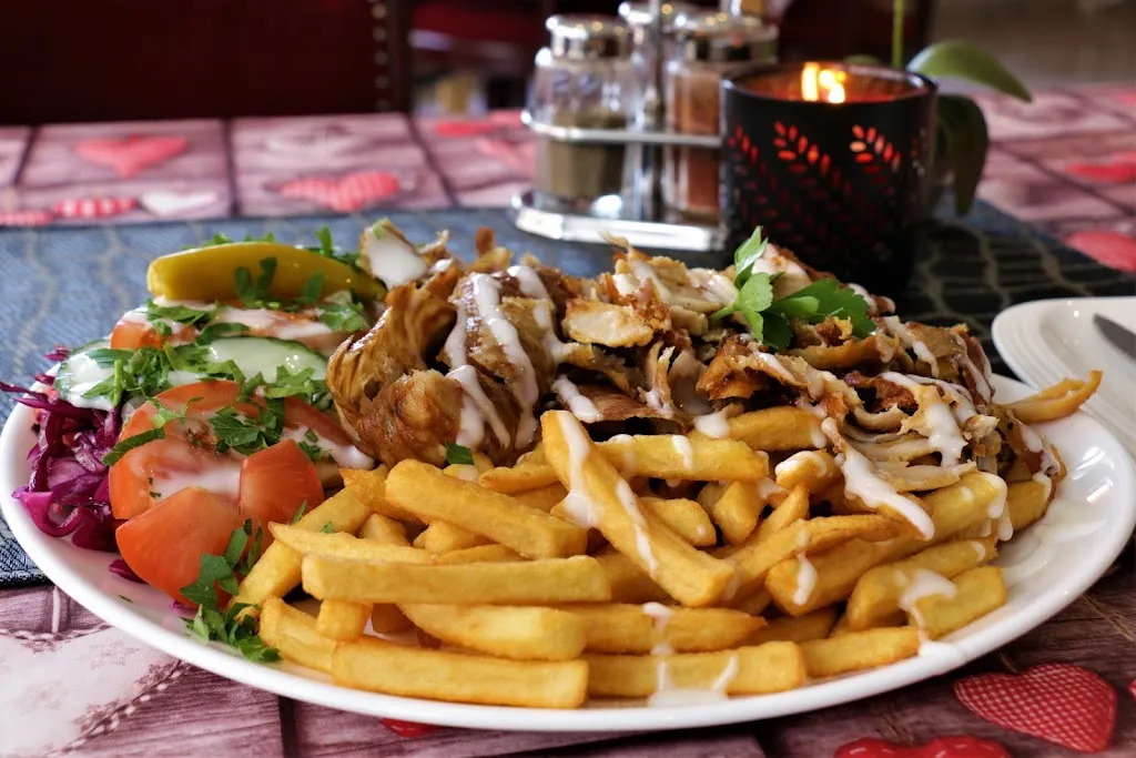 Rhens Kebap Pizza Haus_Rhens_slider_image_3