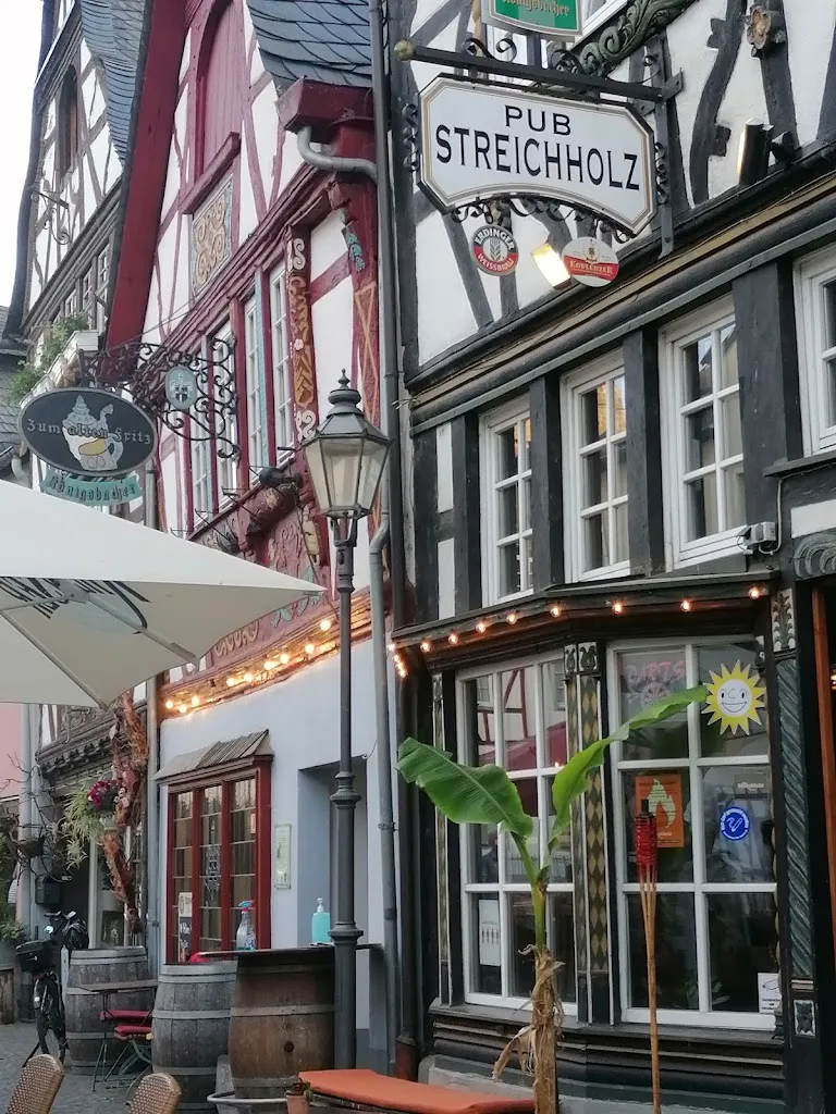 Pub Streichholz_Rhens_slider_image_1