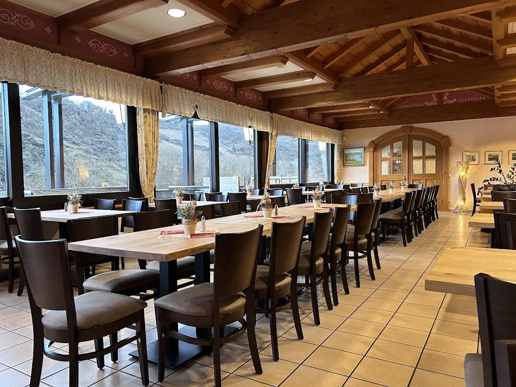 Loreley restaurant in Goar