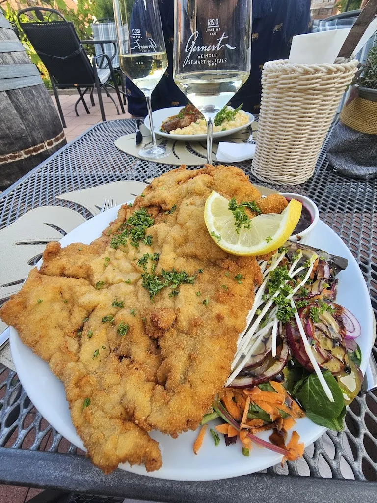 Semsei Mariann_Das Barrique-Gewölbe_Martin_review