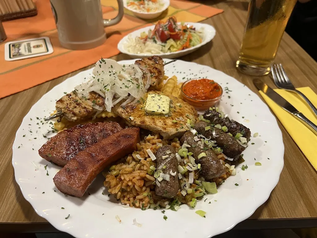 Ariel Spallek_Gasthaus Bubenhofer_Dingolfing_review