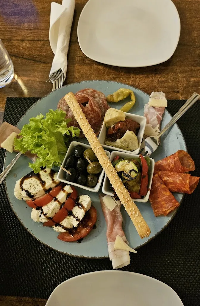 Hans-Dieter Bentz_Destino Kübelberg_Schönenberg-Kübelberg_review