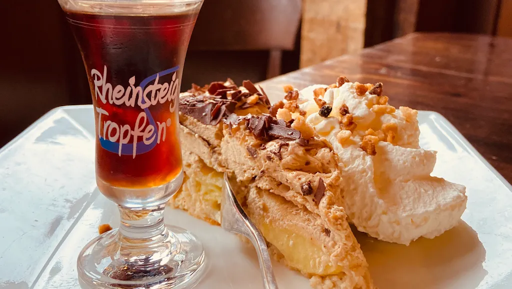 Das Loreley Weinstübchen_Goarshausen_slider_image_3