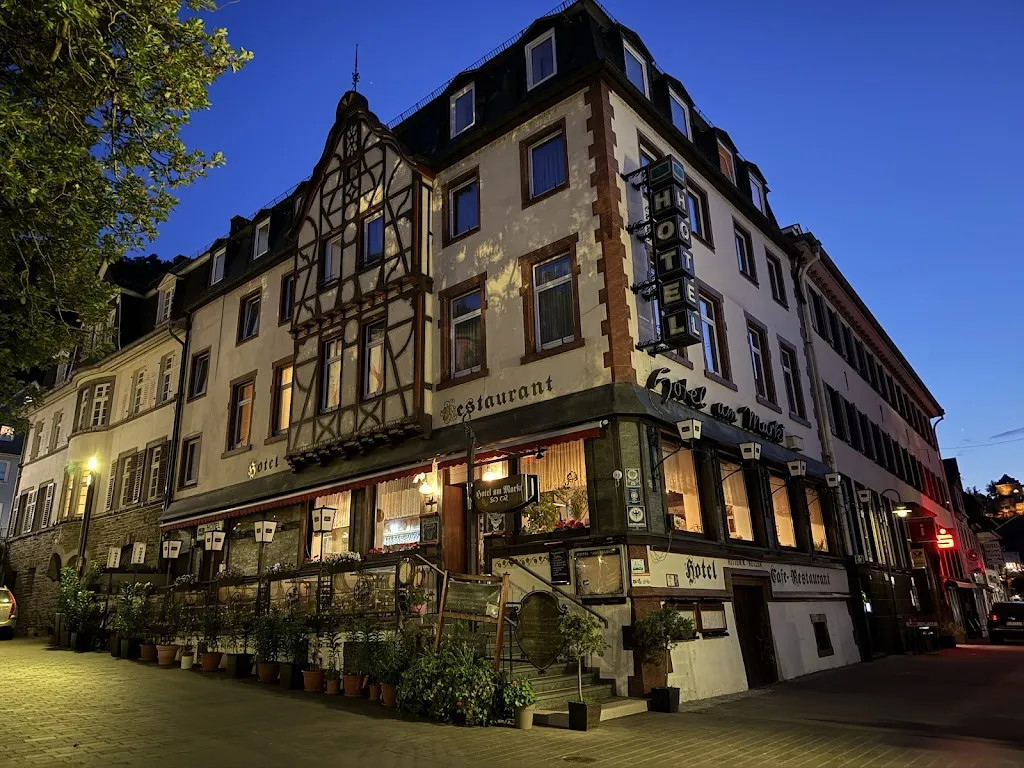 HOTEL AM MARKT restaurant in Goar