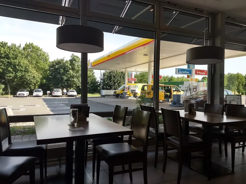 Autohof Schwegenheim restaurant in Schwegenheim