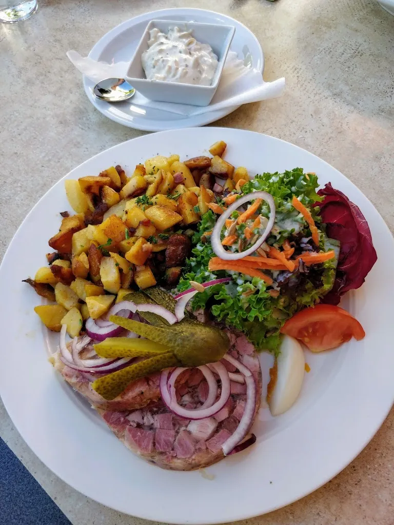 Menu_Wein im Turm - Weingut J. Schmitt_Longuich_image_7