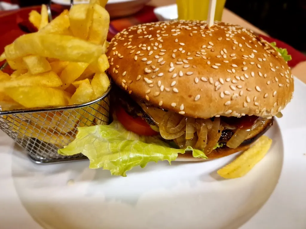 Pizzeria Mamamia_Speicher_slider_image_2