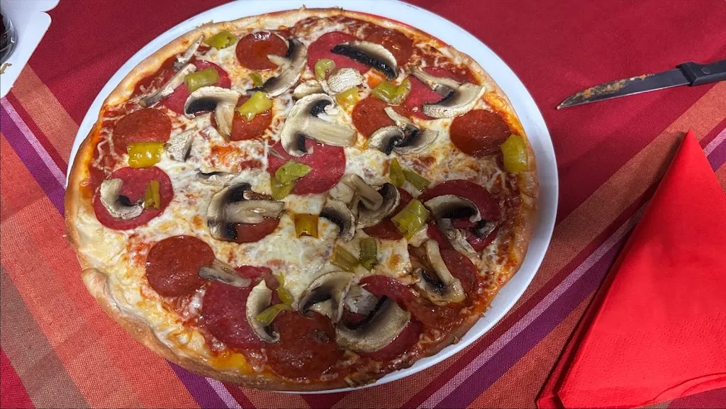 Pizzeria Mamamia_Speicher_slider_image_3