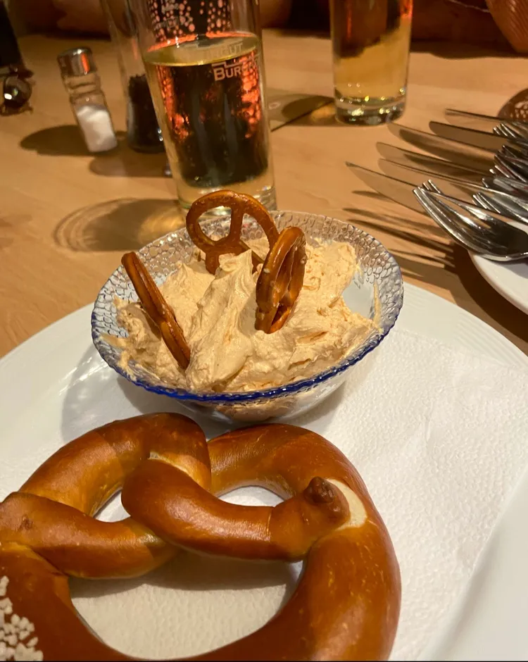 Menu_Weingut & Gutsschänke Burghof_Stadecken-Elsheim_image_9