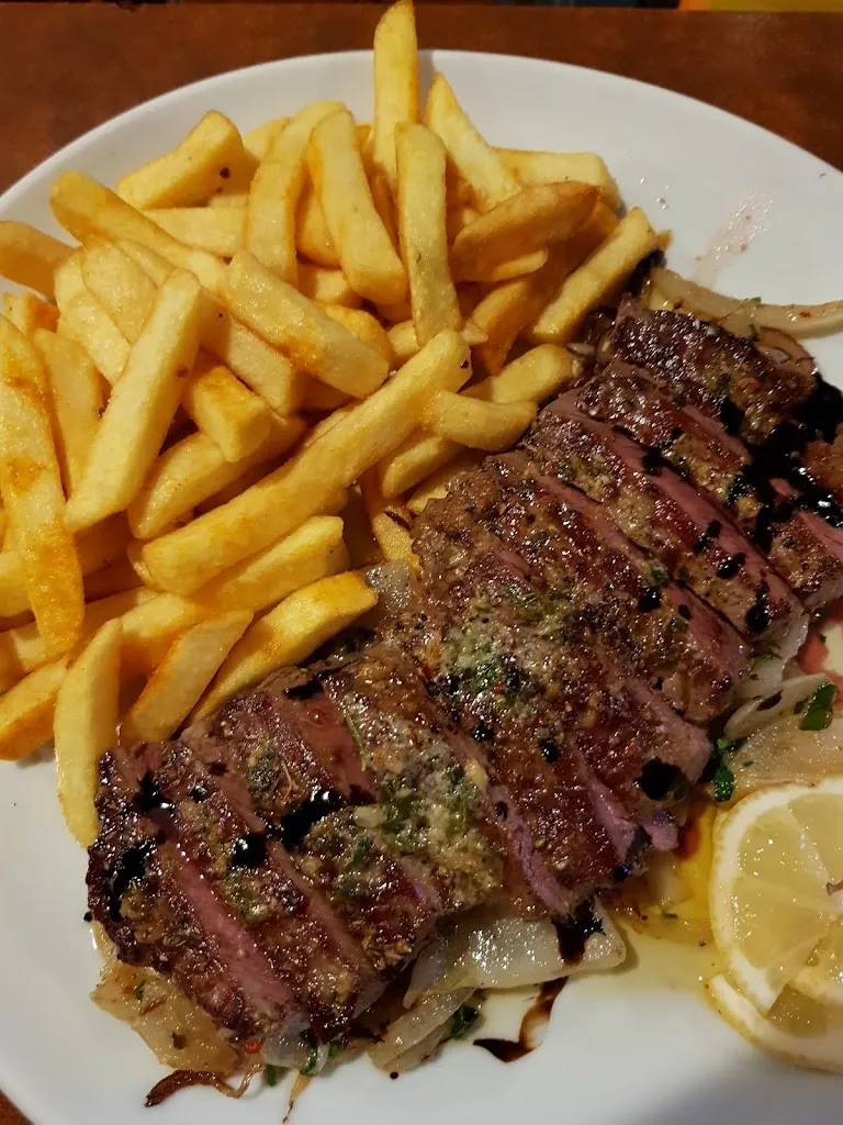 La Taverna Tawern_Tawern_slider_image_1