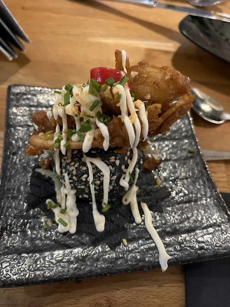 Ploy M._masons_Trier_review