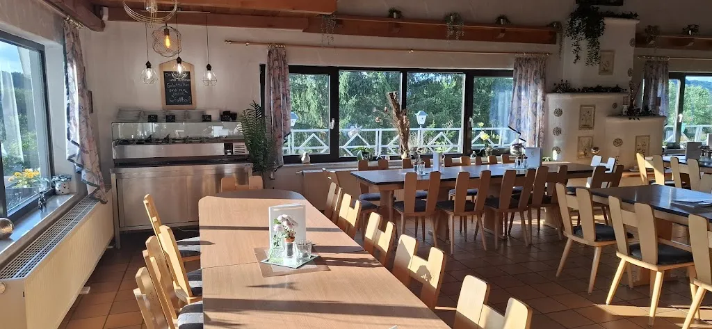 Golden Rose Restaurant_Thaleischweiler-Fröschen_slider_image_3