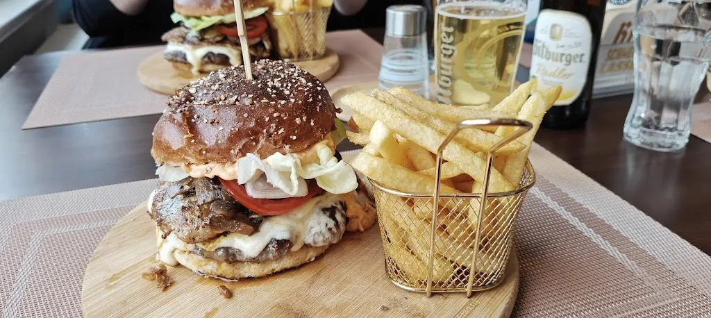 Brücken-Schenke Burger&Schnitzelhaus_Traben-Trarbach_slider_image_3