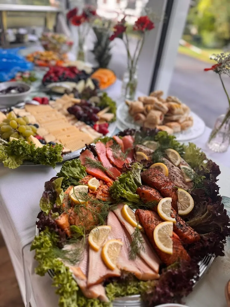 Restaurant am Blauen See / Beach House Engel_Vettelschoß_slider_image_1