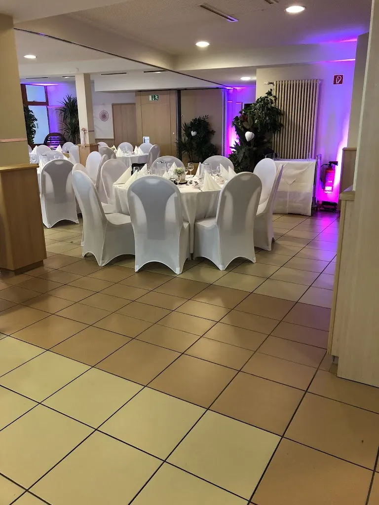 Ristorante La Dolce Vita restaurant in Urmitz