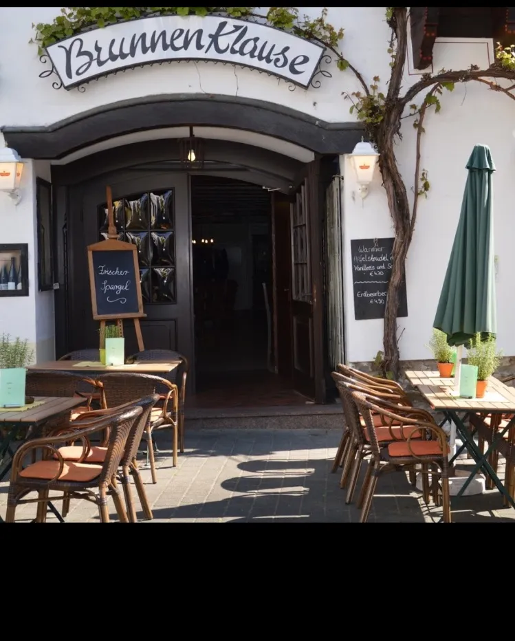 Weinstube Restaurant Brunnenklause restaurant in Winningen