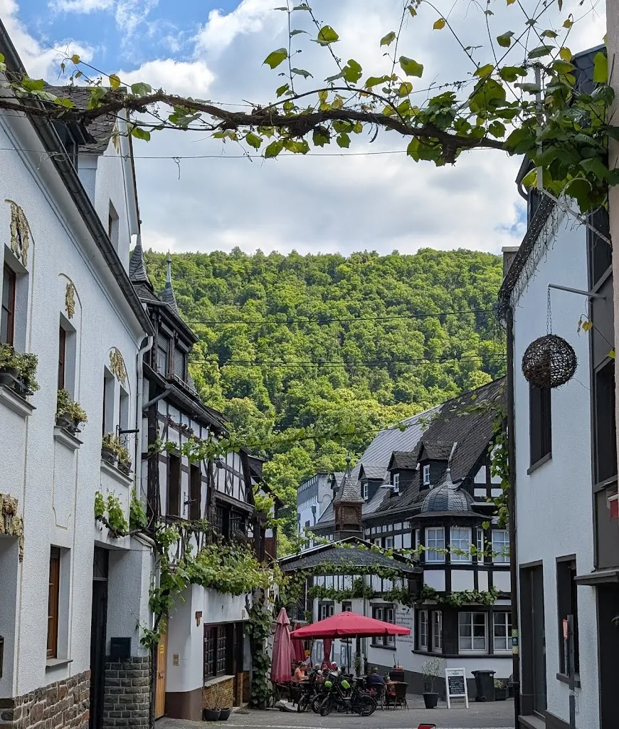Weinstube Restaurant Brunnenklause_Winningen_slider_image_3