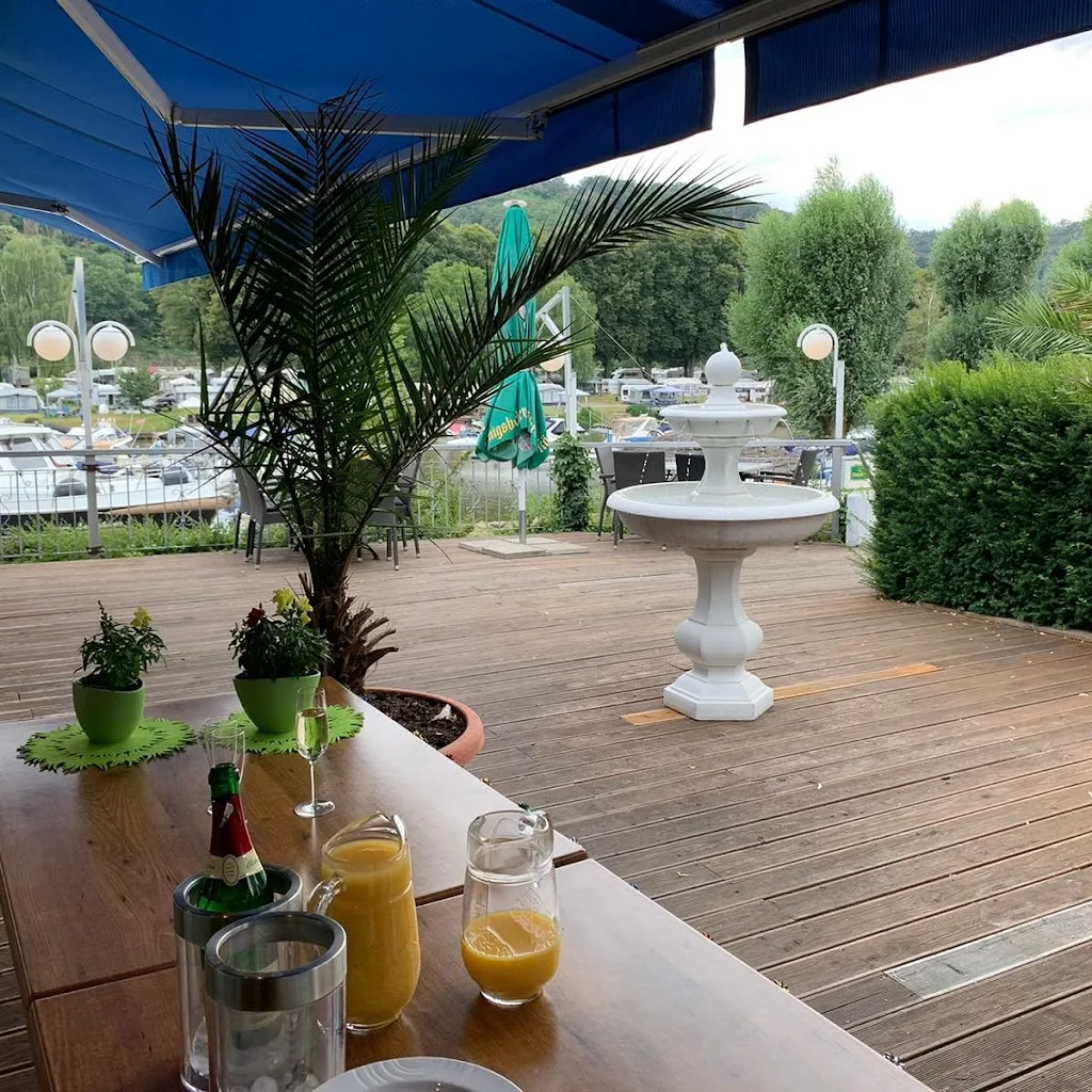 Alo's Hafenrestaurant_Winningen_slider_image_1