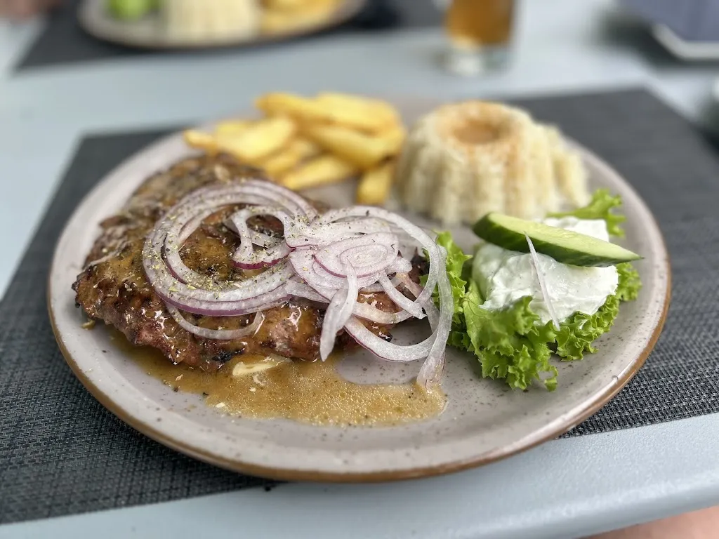 Maxiloewe_Restaurant El Greco Der Grieche_Weinstraße_review