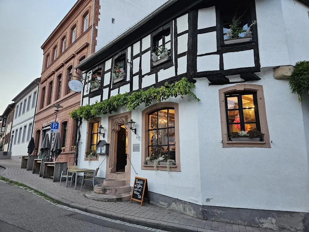 Bernd Emig_Dutschmann‘s Kapellchen_Weinstraße_review