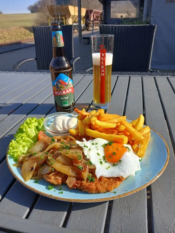 Vulkan-Stube Bahnhof Engeln_Kempenich_slider_image_3