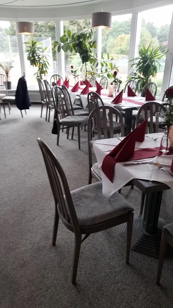 Der Grieche im Tennisclub Weingarten_Weingarten_slider_image_2