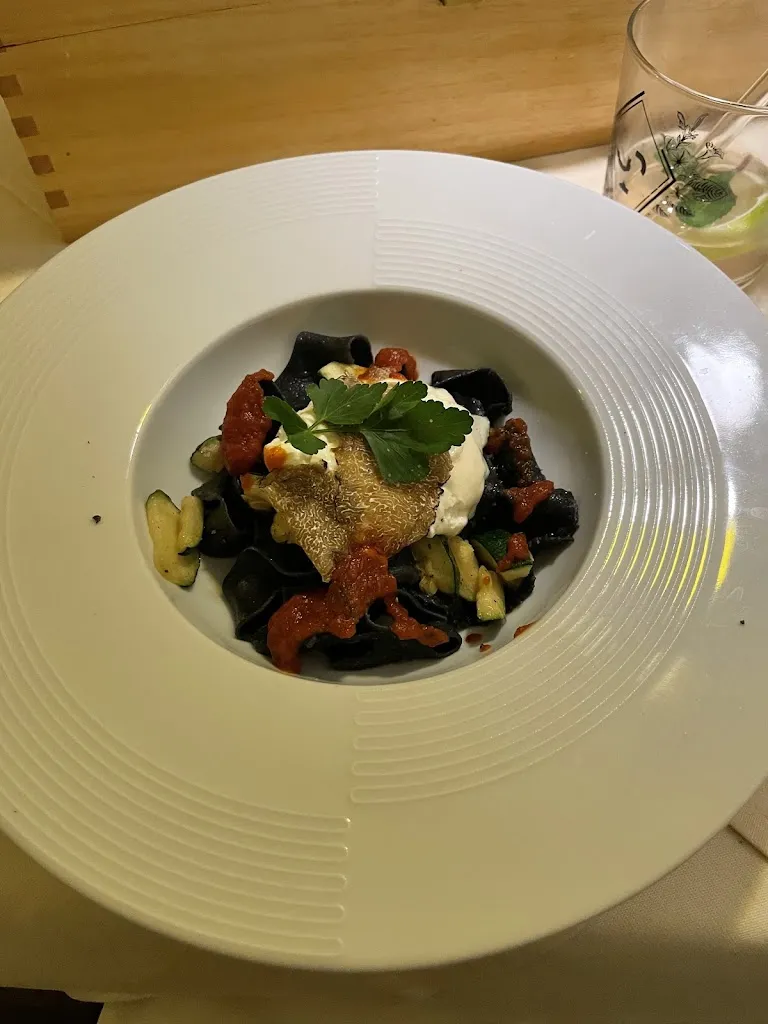 Anna Winkler_Restaurant im Vorderhus by Elena & Dominik_Wehr_review