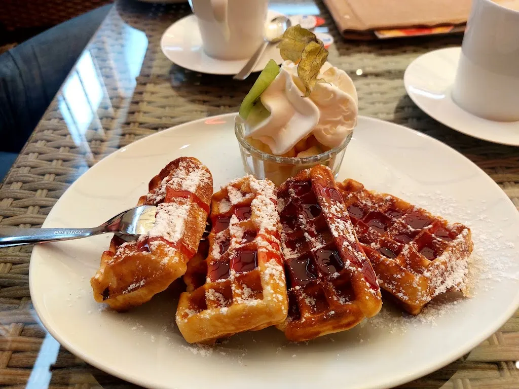 Café Waffel & Werksverkauf Otto Beier Waffelfabrik GmbH_Miltach_slider_image_2
