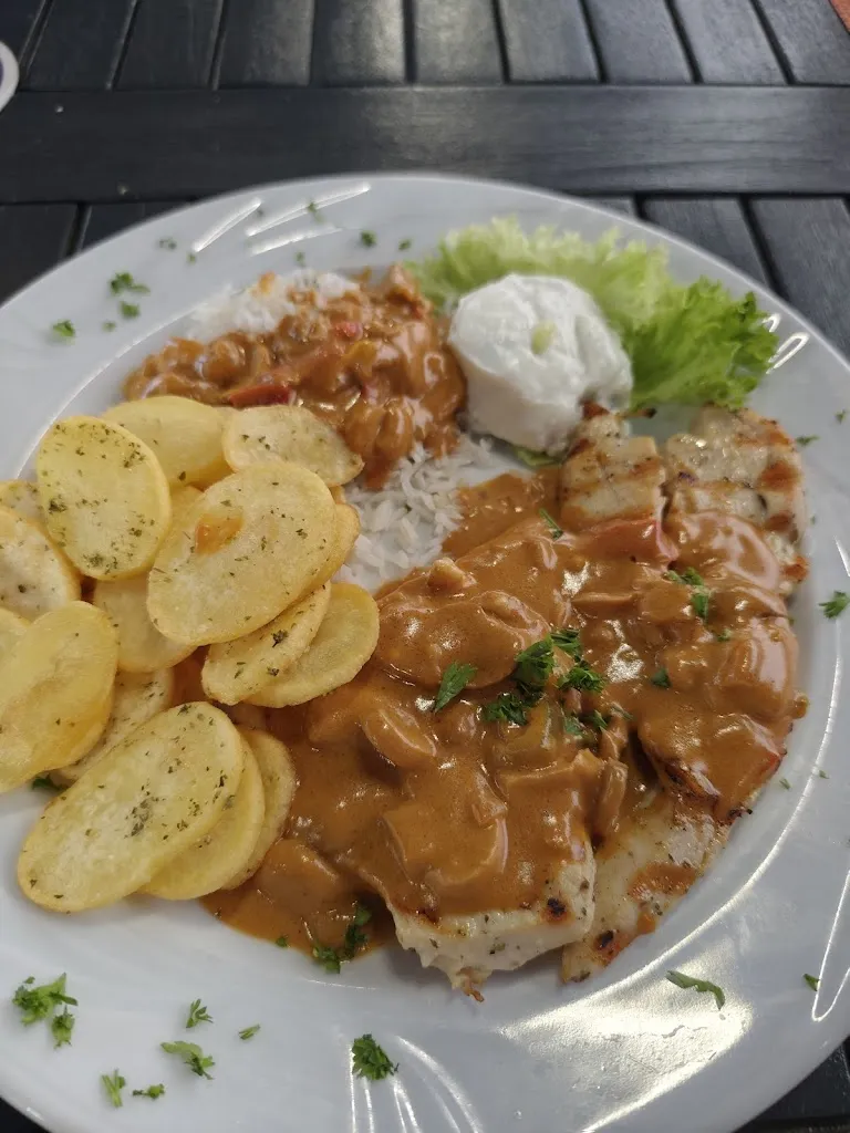 Nadja V.P._Griechisches Restaurant Delphi Wehr_Wehr_review