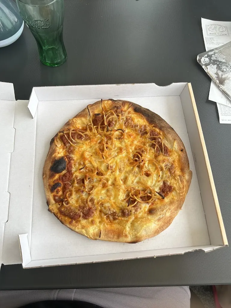 Julian Humpl_Mario Cofone_Weitefeld_review