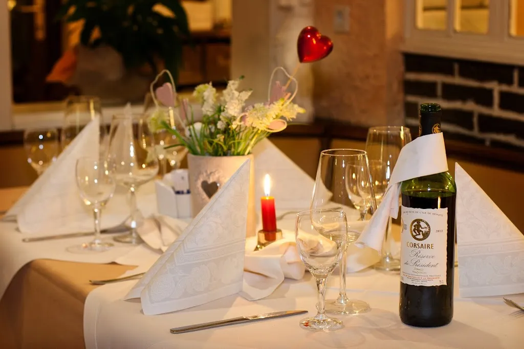 Restaurant Mykonos_Elkenroth_slider_image_1