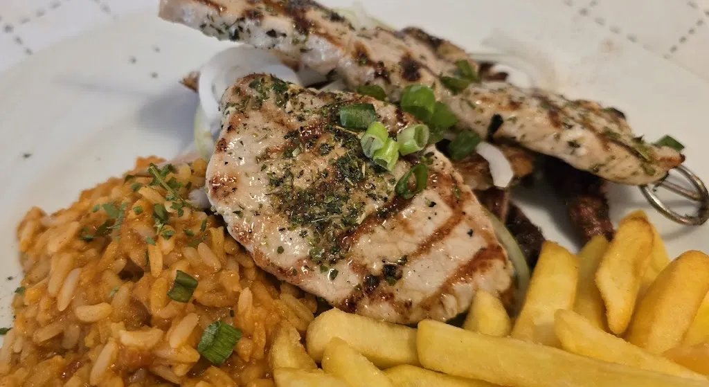 Restaurant Mykonos_Elkenroth_slider_image_2