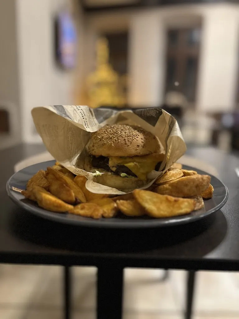 Ninar Elkak_zu Daniel's_Westhofen_review