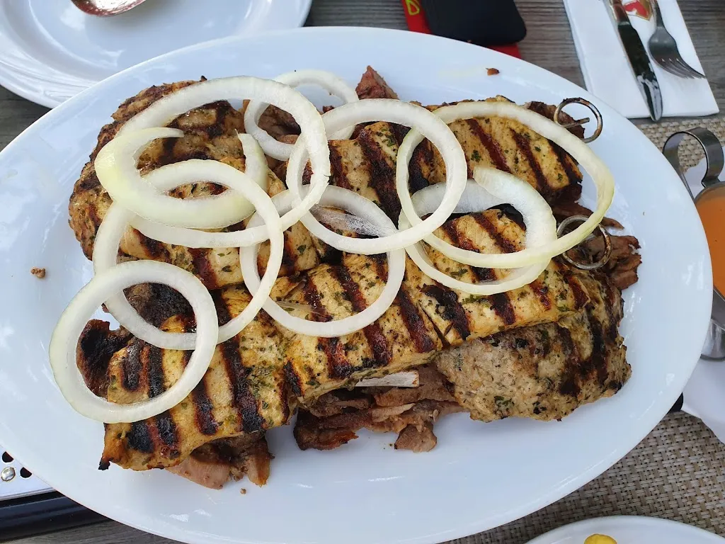 Restaurant Dionysos_Westhofen_slider_image_2