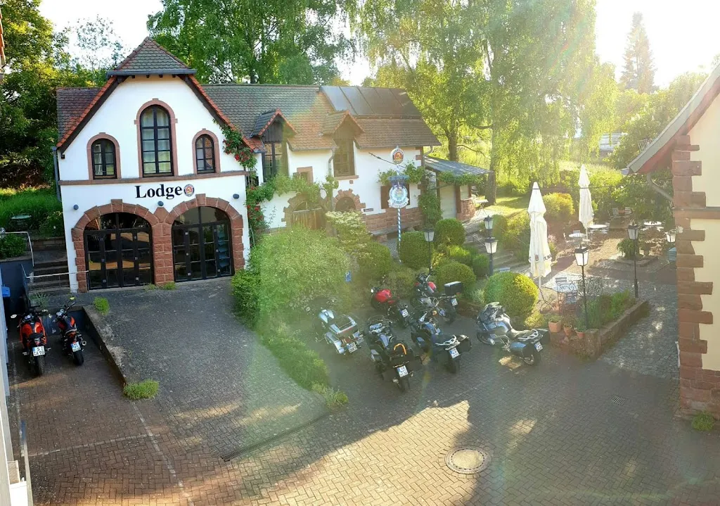 Müllers Lust_Wilgartswiesen_slider_image_3