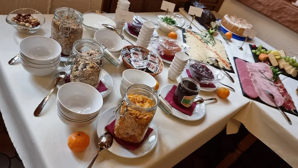 Hotel Restaurant MATZ Brunnenhof_Wilgartswiesen_slider_image_2