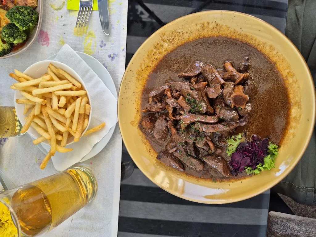 Jason P_Zur Hofschänke - Weinstube und Ferienwohnungen_Winden_review