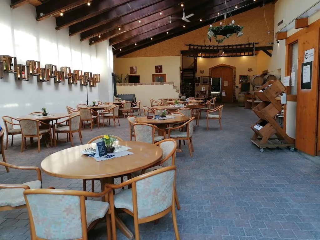 Weinstube Bitzel GbR restaurant in Winden