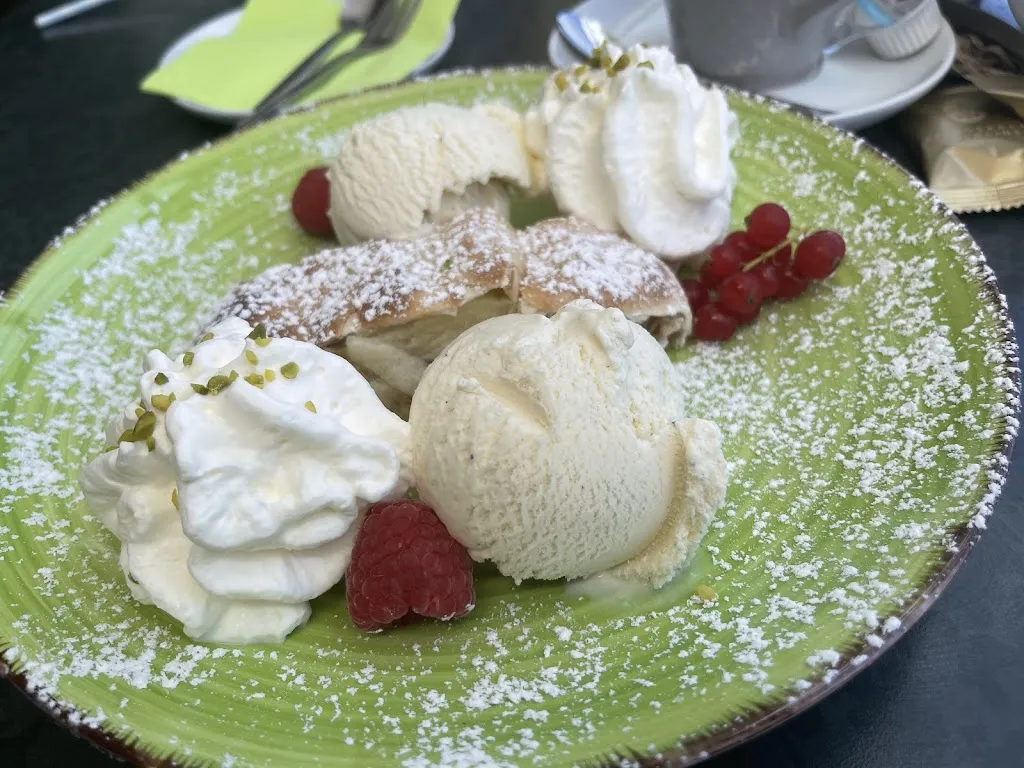 Carmello_Winden_slider_image_2