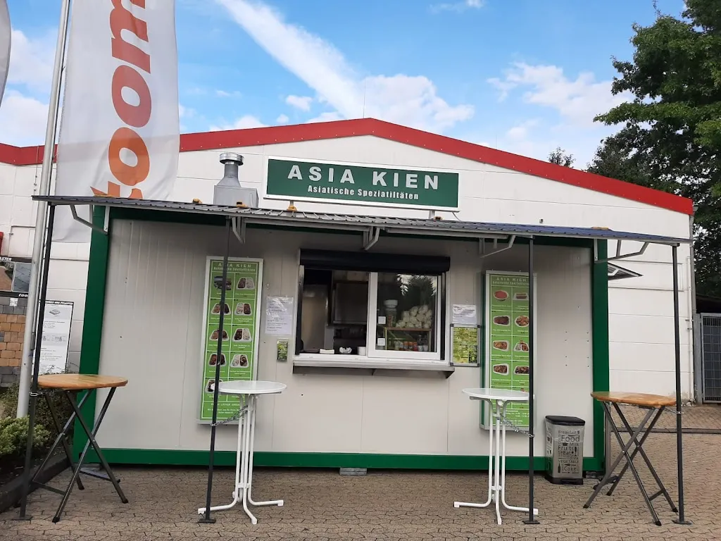 Asia Kien_Wirges_slider_image_1