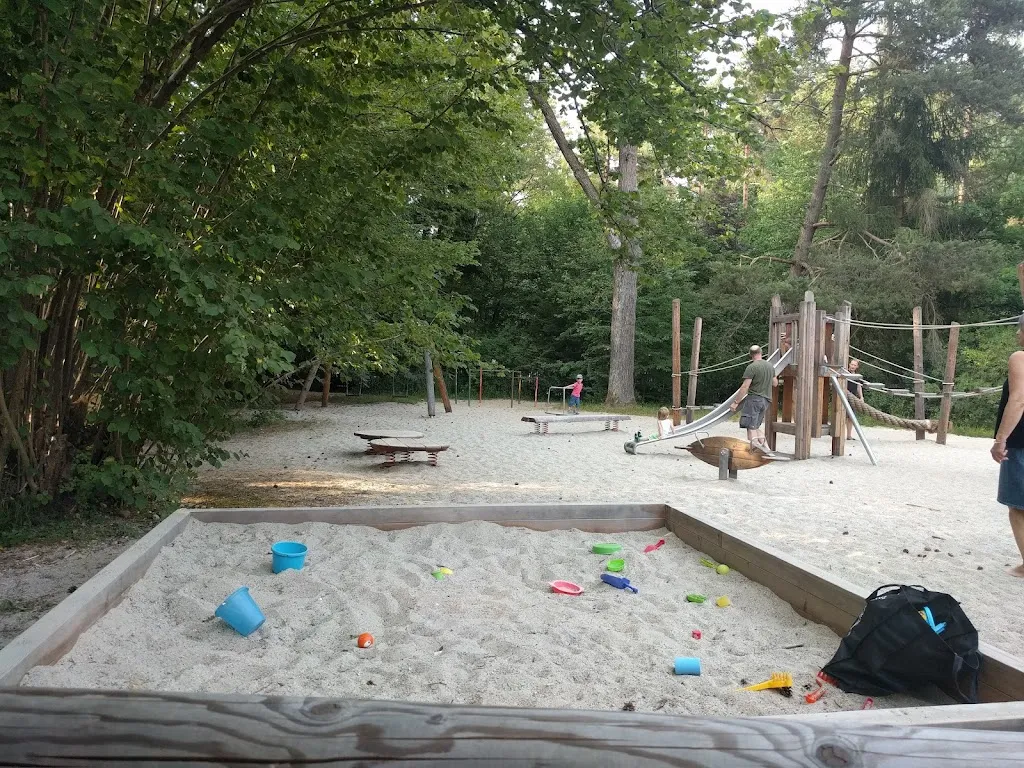 Siarhei Kuryla_Waldheim Gräfelfing des Evangelischen Handwerker-Vereins München_Gräfelfing_review